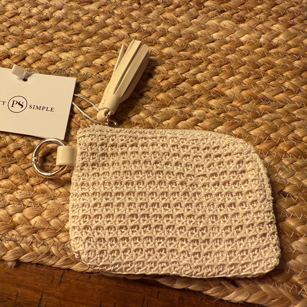Pretty Simple Cream Raffia card pouch - Picture 3 of 4